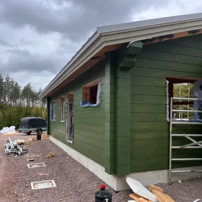Puutalon maalaus Tampereella Pirkanmaalla - Seinien maalaus Laatottava